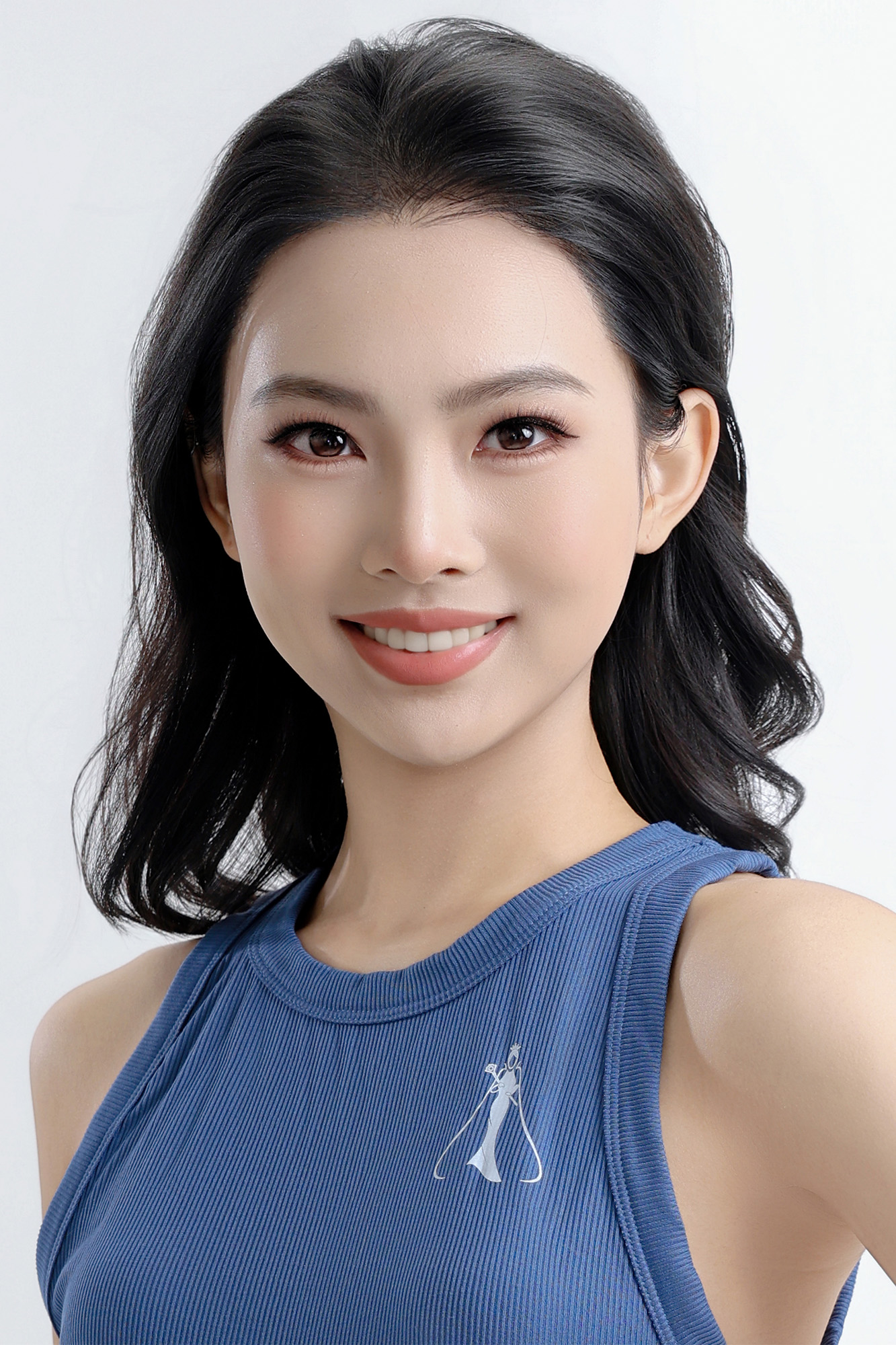 2 Bella Han